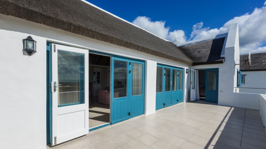 5 Bedroom Property for Sale in Struisbaai Western Cape
